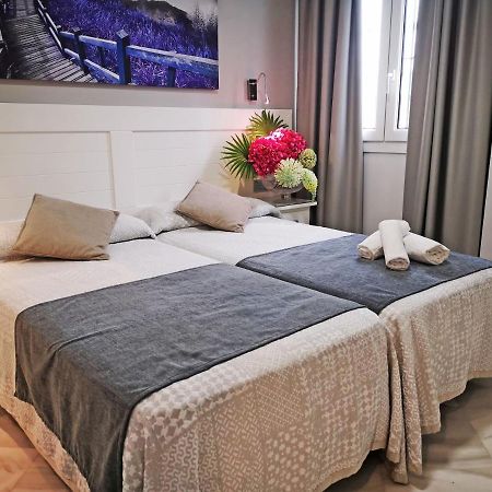 Hostal Bodega Conil de la Frontera Kültér fotó