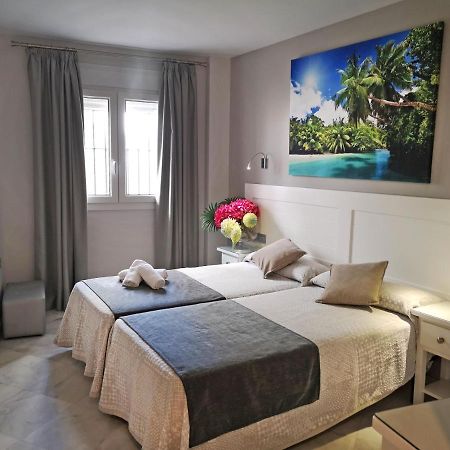 Hostal Bodega Conil de la Frontera Kültér fotó