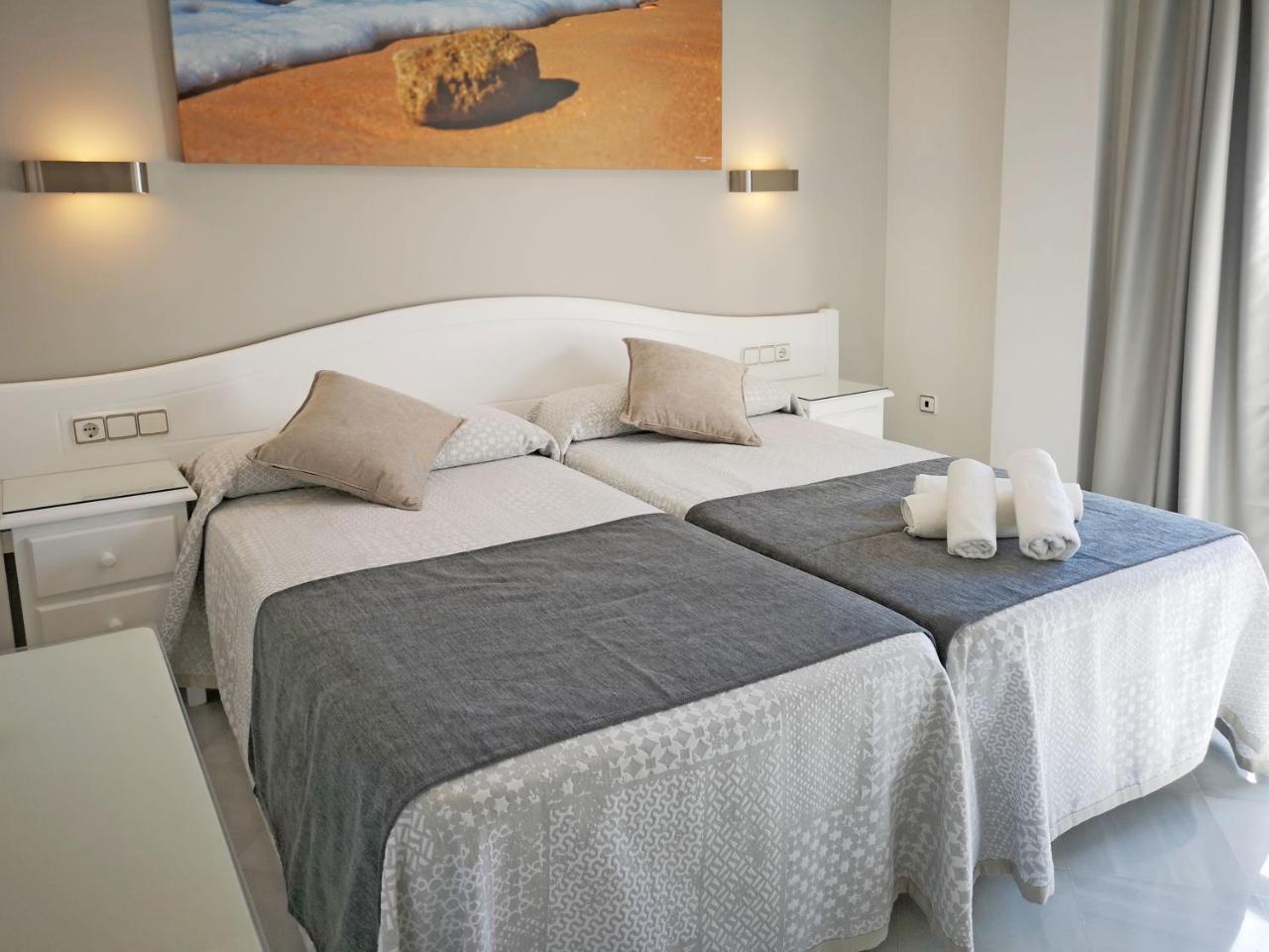 Hostal Bodega Conil de la Frontera Kültér fotó