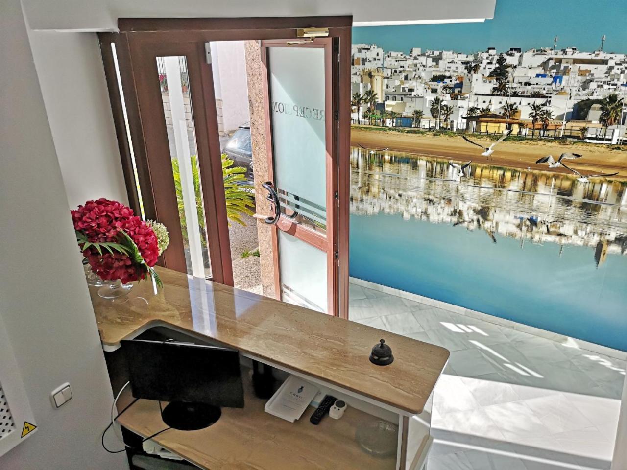 Hostal Bodega Conil de la Frontera Kültér fotó