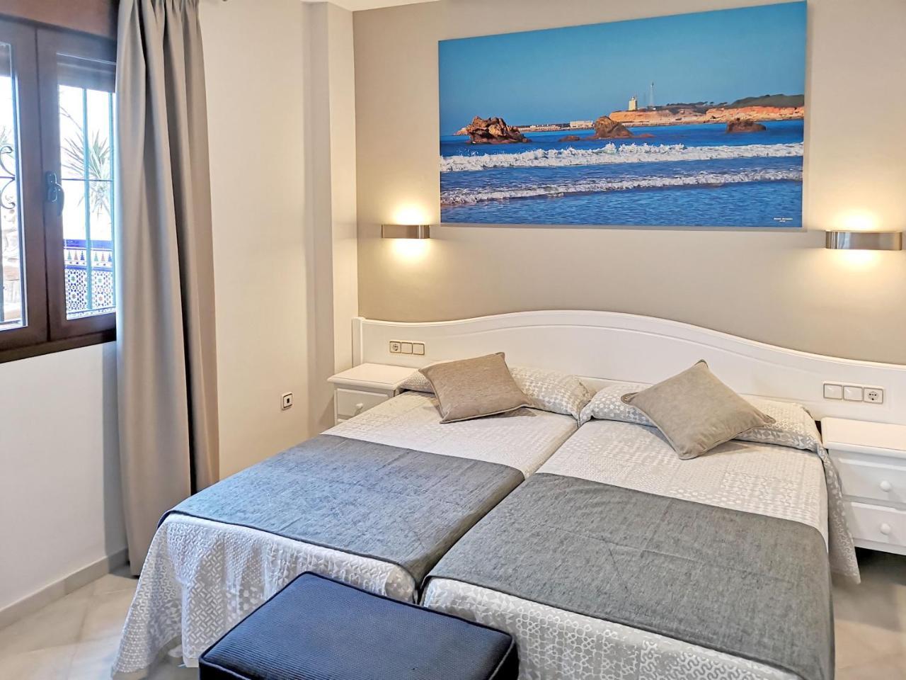 Hostal Bodega Conil de la Frontera Kültér fotó